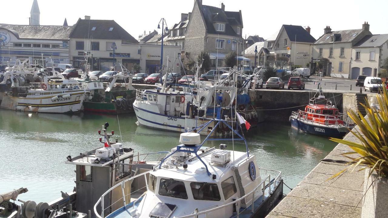 La Maison Du Postier Port-en-Bessin-Huppain Esterno foto